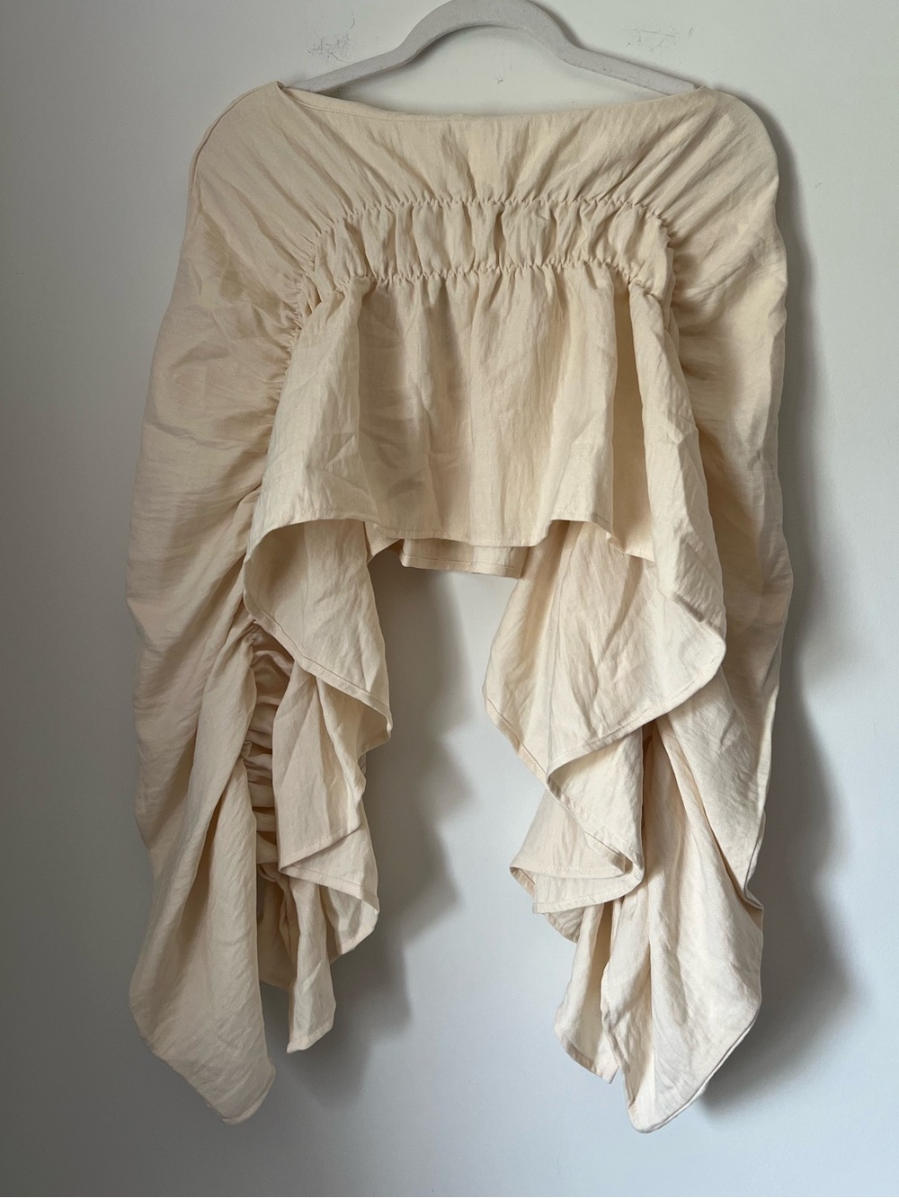 Musera Statement Cream Ruched Crop Blouse NEW Boho Chic Modern Romantic - Picture 3 of 11